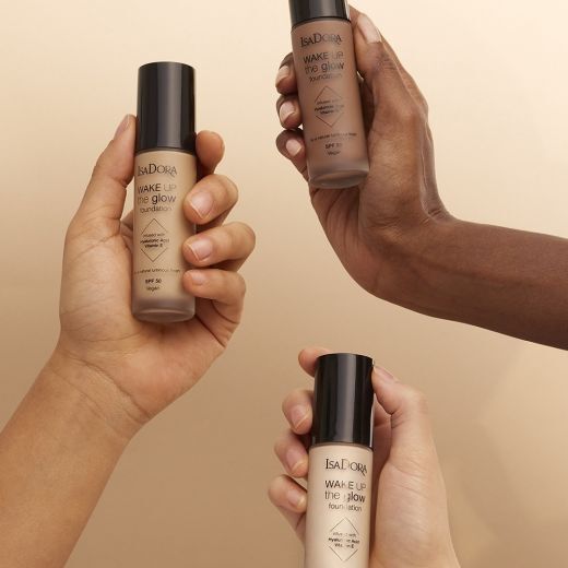 Wake Up the Glow Foundation SPF50