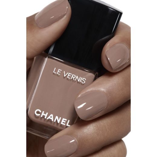 LE VERNIS NR. 105 PARTICULIÈRE