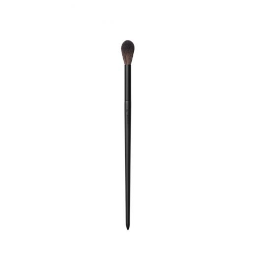 V111 Full Bodied Highlighter Brush