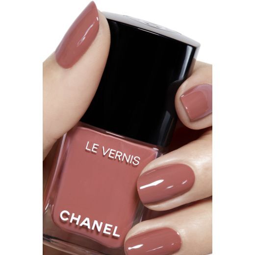 LE VERNIS NR. 117 PASSE MURAILLE