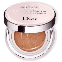 DIOR Capture Dreamskin Moist & Perfect Cushion Kompaktinis makiažo pagrindas