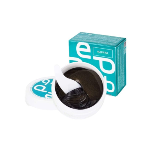Detoxifying Eye Pads With Black Tea