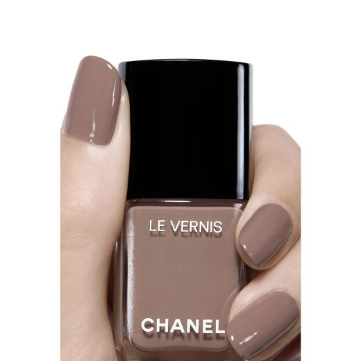 LE VERNIS NR. 105 PARTICULIÈRE