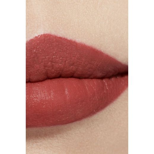 ROUGE ALLURE VELVET NR. 51 - LEGENDAIRE