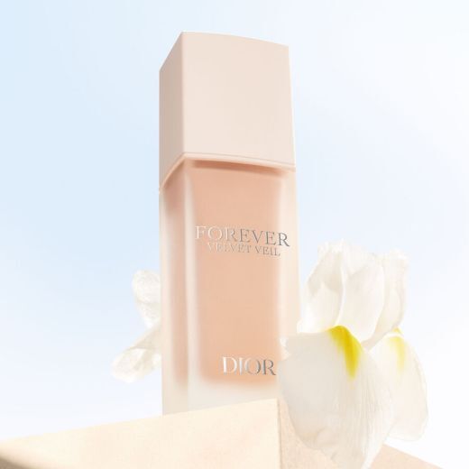 Dior Forever Velvet Veil Blurring Matte Primer - 24h Comfort and Wear
