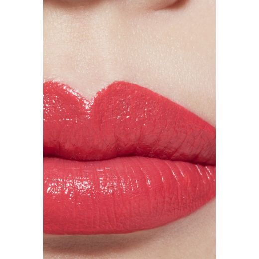 ROUGE ALLURE NR. 152 - INSAISISSABLE