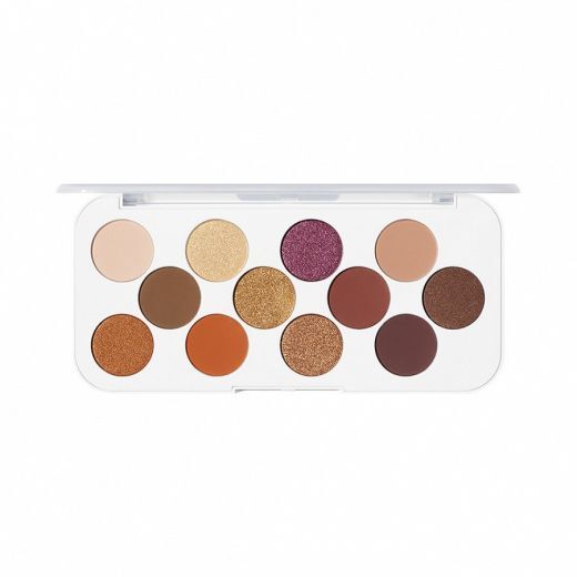 M2 12 Pan Ready for Anything Eyeshadow Palettes Wall Flower