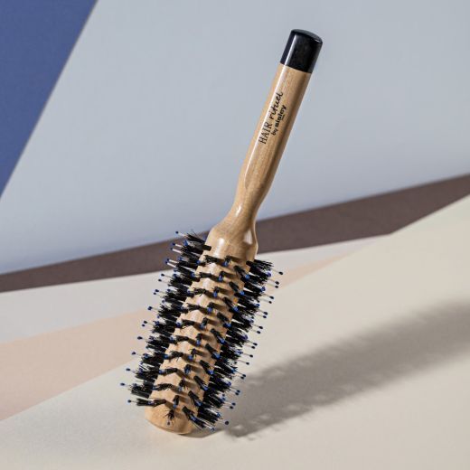 The Blow-Dry Brush N°1