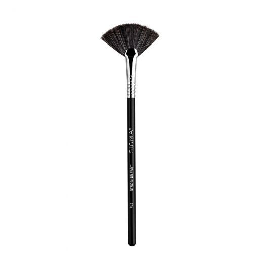 F42 Strobing Fan™ Brush