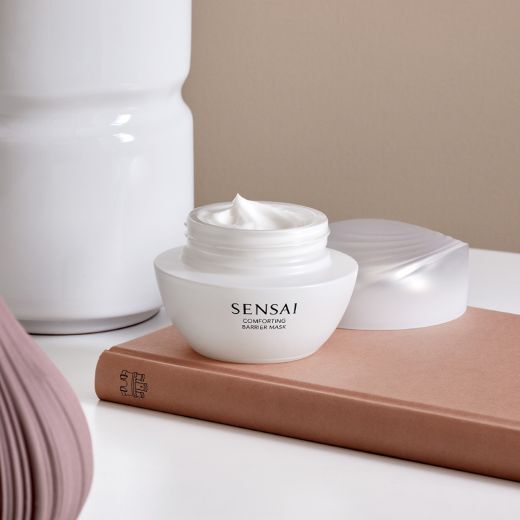 RAMINAMOJI APSAUGINĖ VEIDO KAUKĖ “SENSAI BARRIER MASK”, 60 ml