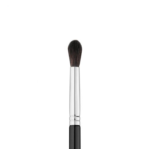 Brush E01 Tapered Eye Blender