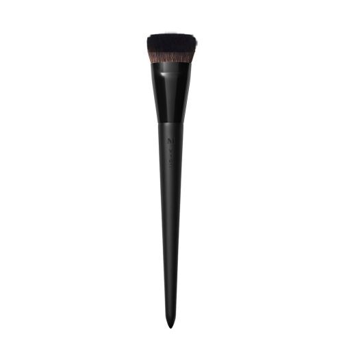 V102 Dense Edged Foundation Brush