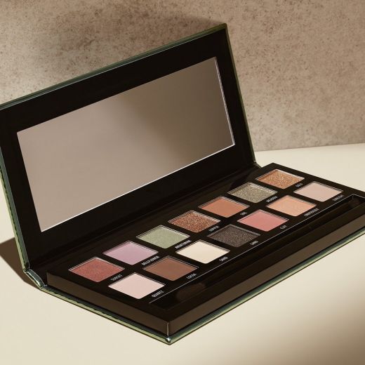 Earthy Nudes Eyeshadow Palette