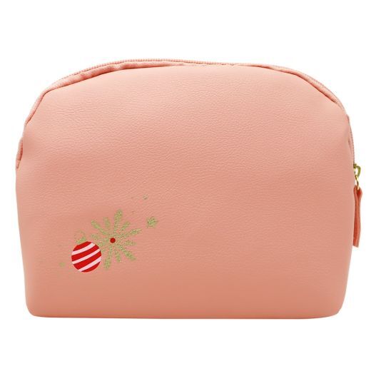 WINTER EXPRESS Bath Essentials