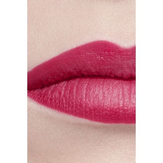 ROUGE ALLURE VELVET NR. 45 - INTENSE