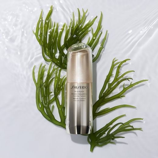 SHISEIDO Benefiance Wrinkle Smoothing Contour Serum Veido serumas/koncentratas