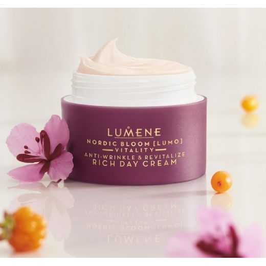 LUMENE Nordic Bloom Lumo Vitality Anti-Wrinkle & Revitalize Rich Day Cream Dieninis veido kremas brandžiai odai