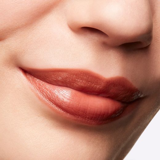 	 Lustreglass Lipstick