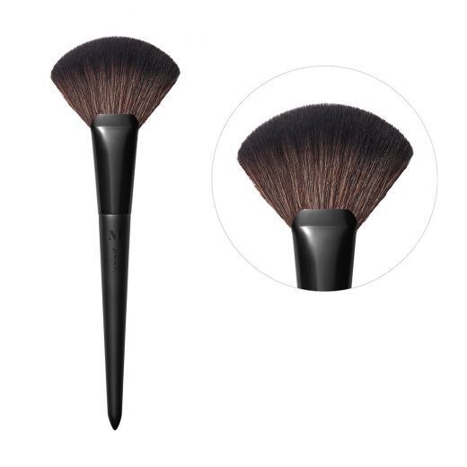 MorpheV112 Fluffy Fan Powder Brush