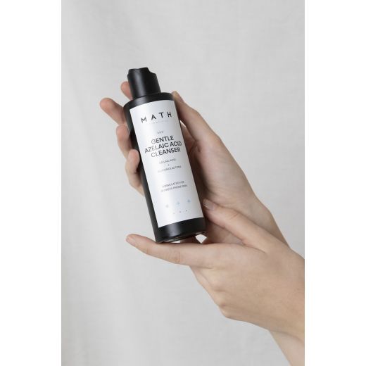 Gentle Azelaic Acid Cleanser