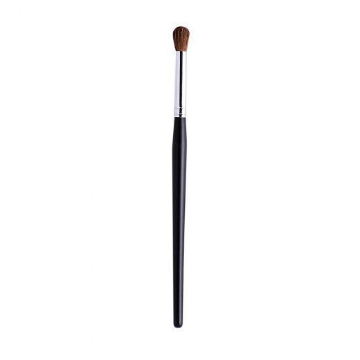 M332 - Fluffy Crease Brush