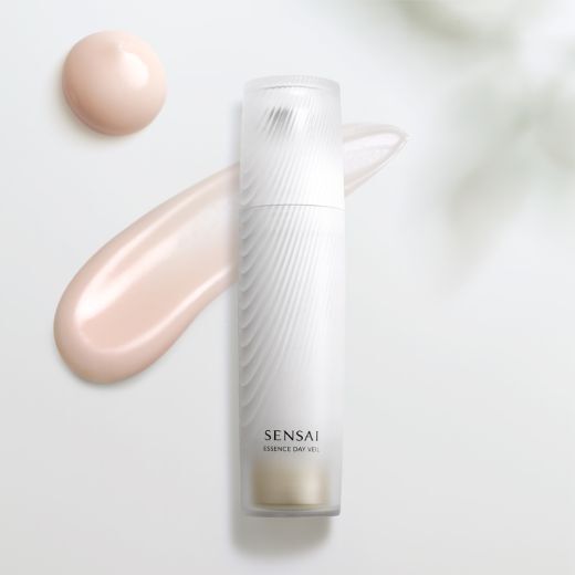 SENSAI Essence Day Veil esencija nuo senėjimo