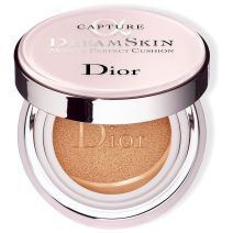 DIOR Capture Dreamskin Moist & Perfect Cushion Kompaktinis makiažo pagrindas